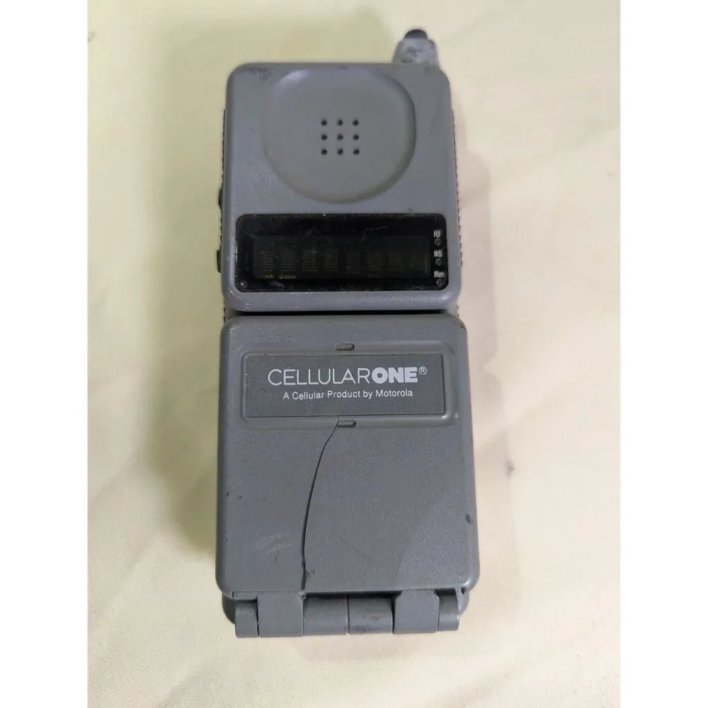 Vintage Motorola Digital Personal Communicator Flip Phone 90s Brick Cell